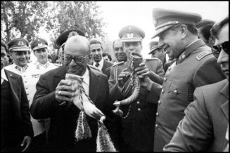 O encontro dos ditadores Figueiredo e Pinochet
